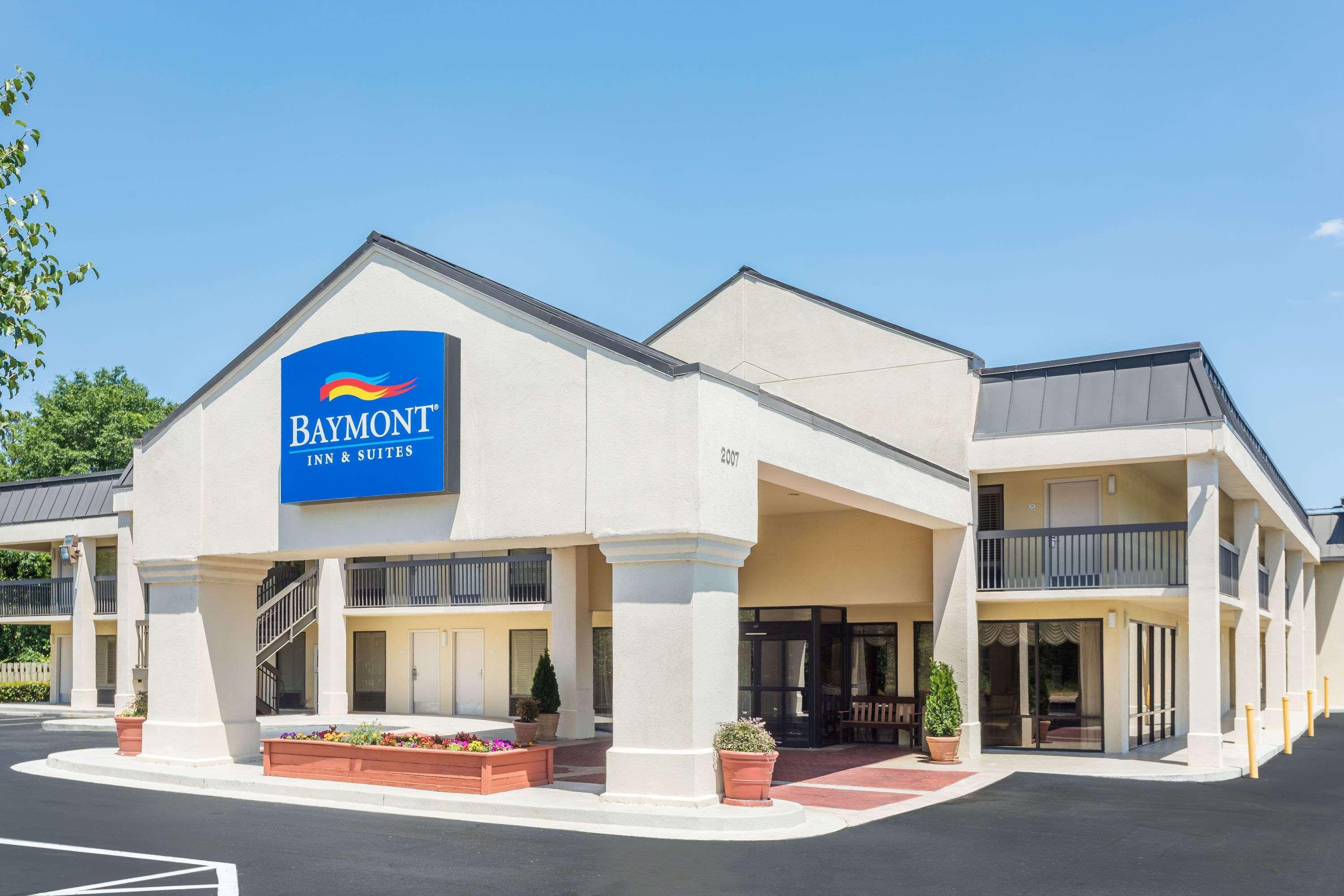 Baymont By Wyndham Griffin Hotel Kültér fotó